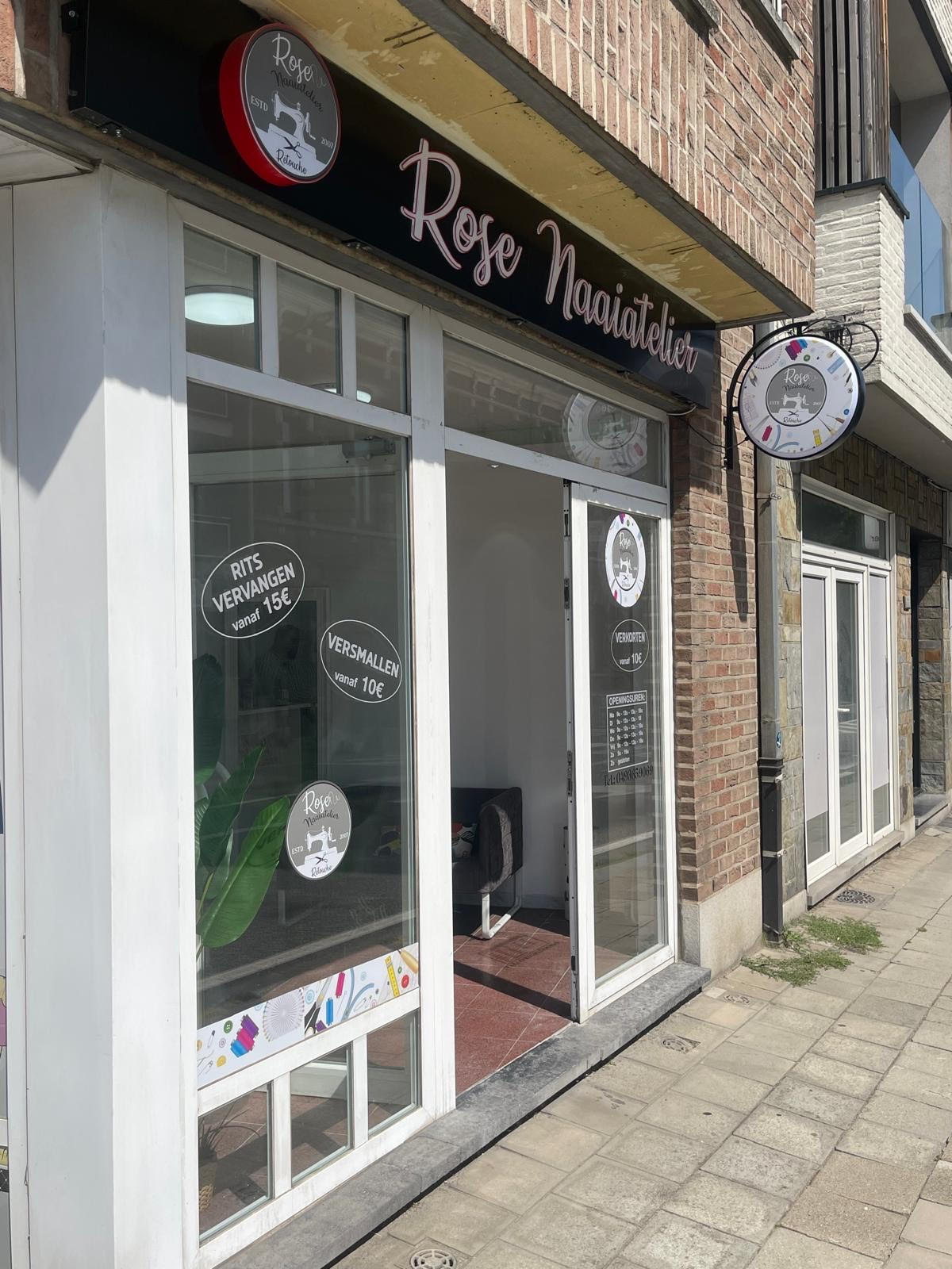 Voorgevel van Rose Naai Atelier